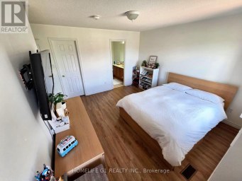 62 DEWSIDE DRIVE Brampton (Sandringham-Wellington) Ontario photo 16