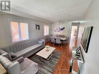 62 DEWSIDE DRIVE Brampton (Sandringham-Wellington) Ontario photo 2