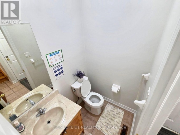 62 DEWSIDE DRIVE, Brampton (Sandringham-Wellington), Ontario, L6R0X5