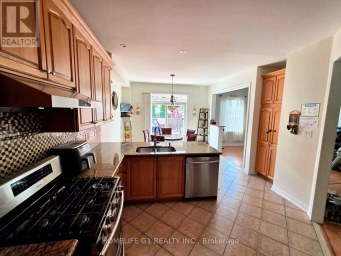 62 DEWSIDE DRIVE Brampton (Sandringham-Wellington) Ontario photo 5