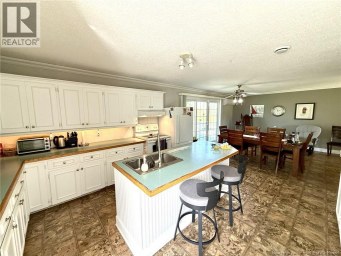 8203 Rue St-Paul Bas-Caraquet New Brunswick photo 17
