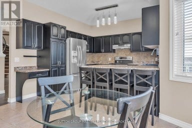 384 EMERALD STREET, Kingston (City Northwest) Ontario