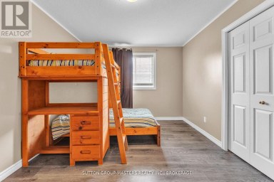 384 EMERALD STREET, Kingston (City Northwest) Ontario