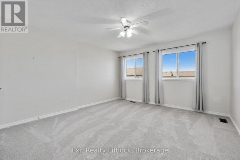 629 TULLY CRESCENT, Peterborough (Monaghan Ward 2), Ontario, K9K0B1