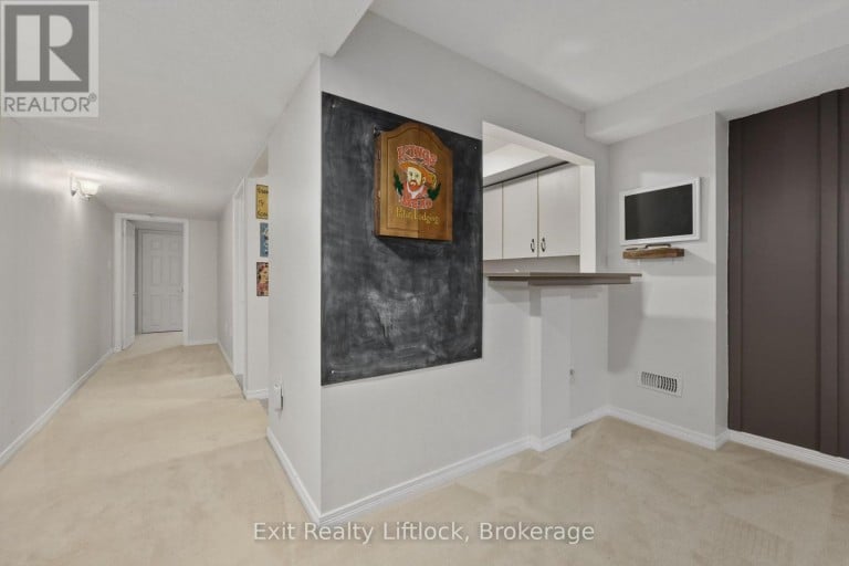 629 TULLY CRESCENT, Peterborough (Monaghan Ward 2), Ontario, K9K0B1
