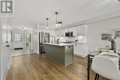 629 TULLY CRESCENT Peterborough (Monaghan Ward 2) Ontario photo 4