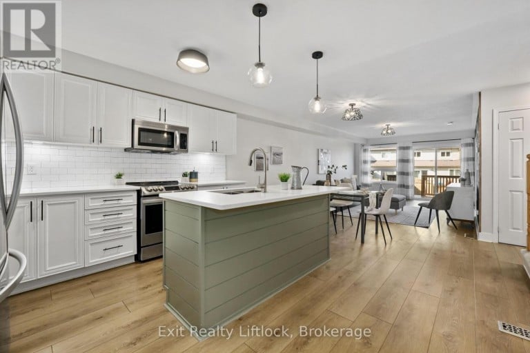 629 TULLY CRESCENT, Peterborough (Monaghan Ward 2), Ontario, K9K0B1