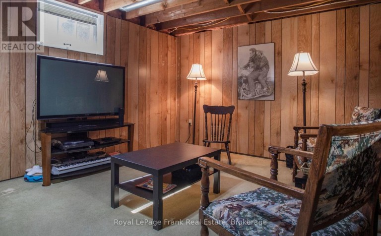 387 ABERDEEN AVENUE, Peterborough (Northcrest Ward 5), Ontario, K9H4X5