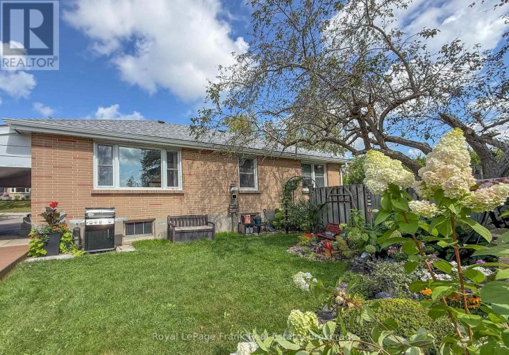 387 ABERDEEN AVENUE, Peterborough (Northcrest Ward 5), Ontario, K9H4X5