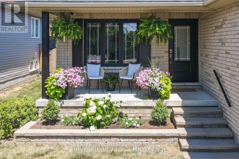 39 SPRINGDALE DRIVE, Kawartha Lakes (Lindsay), Ontario, K9V0J4