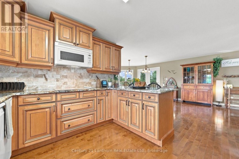 2318 HUTCHESON (HWY 15) DRIVE, Kingston (City North of 401), Ontario, K7L4V3