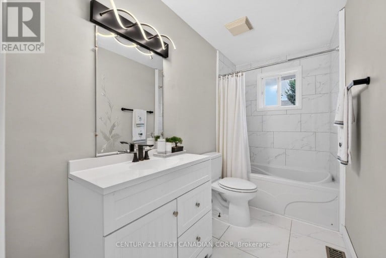 23 BRUNSWICK AVENUE, London North (North I), Ontario, N6G3K4