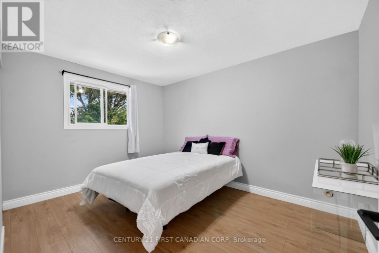 23 BRUNSWICK AVENUE, London North (North I), Ontario, N6G3K4