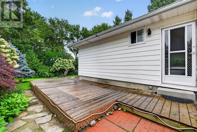 23 BRUNSWICK AVENUE, London North (North I), Ontario, N6G3K4