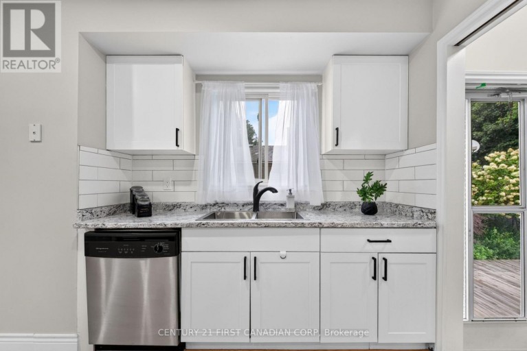 23 BRUNSWICK AVENUE, London North (North I), Ontario, N6G3K4