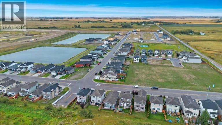 32 Lakewood Circle, Strathmore, Alberta, T1P0G6