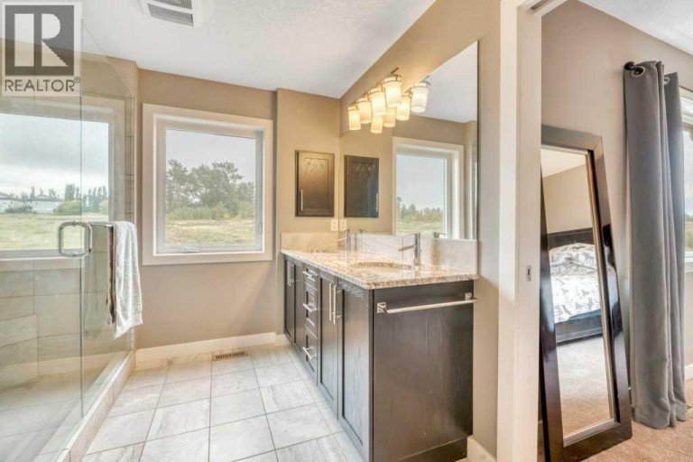 32 Lakewood Circle, Strathmore, Alberta, T1P0G6