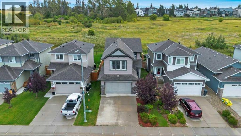 32 Lakewood Circle, Strathmore, Alberta, T1P0G6