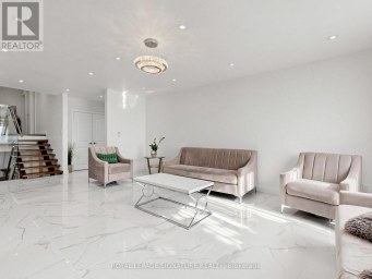 31 TOLLERTON AVENUE Toronto (Bayview Woods-Steeles) Ontario photo 2