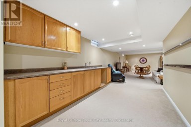 37 - 60 PTARMIGAN DRIVE Guelph (Kortright Hills) Ontario photo 30