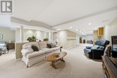 37 - 60 PTARMIGAN DRIVE Guelph (Kortright Hills) Ontario photo 33