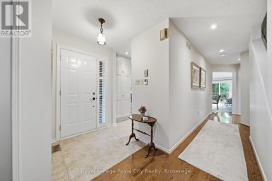 37 - 60 PTARMIGAN DRIVE Guelph (Kortright Hills) Ontario photo 7
