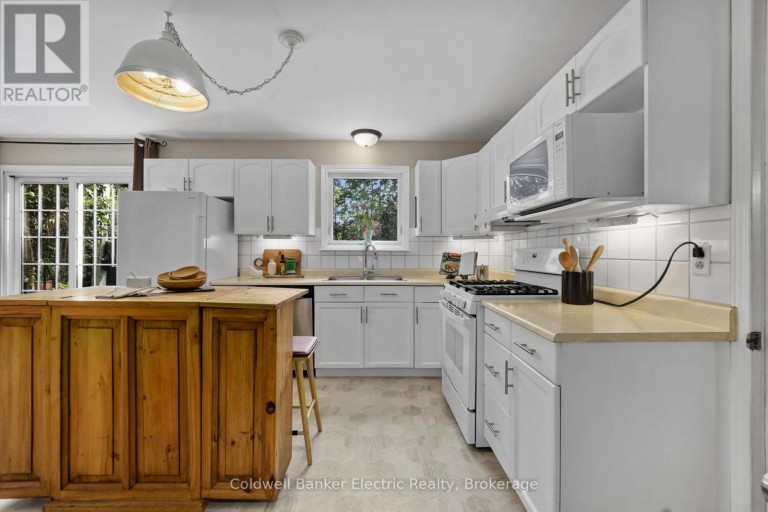 117 PINECREST AVENUE, Otonabee-South Monaghan, Ontario, K0L2G0