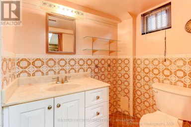 23 TUMPANE STREET Toronto (Downsview-Roding-CFB) Ontario photo 17