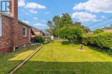 9 SEALCOVE DRIVE Toronto (Etobicoke West Mall) Ontario photo 28