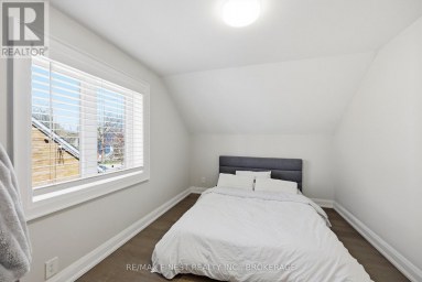 258 COLLEGE STREET, Kingston (Central City East) Ontario