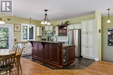 139 COUNTRY WOODS DRIVE, Frontenac (Frontenac South) Ontario