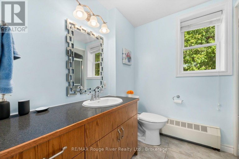 132 ADDINGTON ROAD 5 ROAD, Addington Highlands (Addington Highlands), Ontario, K0H1K0
