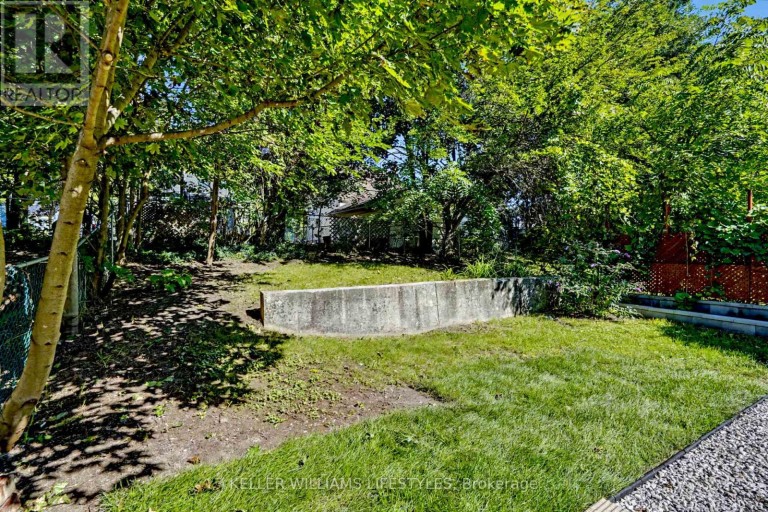 68 APELDOORN CRESCENT, London East (East C), Ontario, N5Y2B8