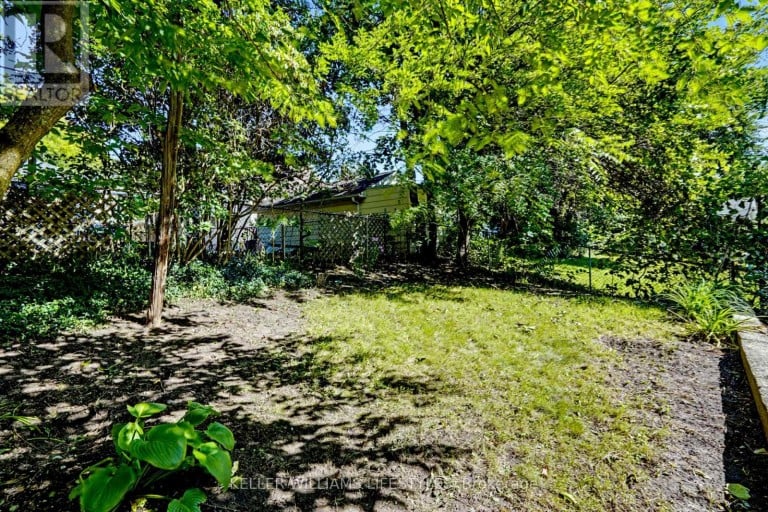 68 APELDOORN CRESCENT, London East (East C), Ontario, N5Y2B8