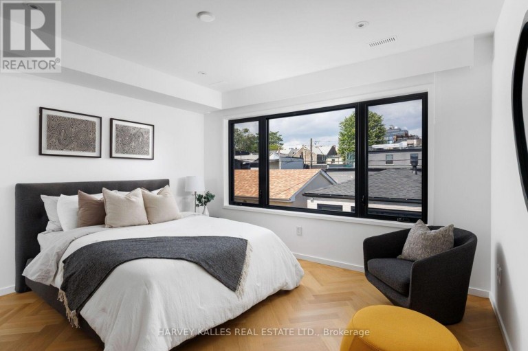 22 FOXLEY STREET, Toronto (Trinity-Bellwoods), Ontario, M6J1R1