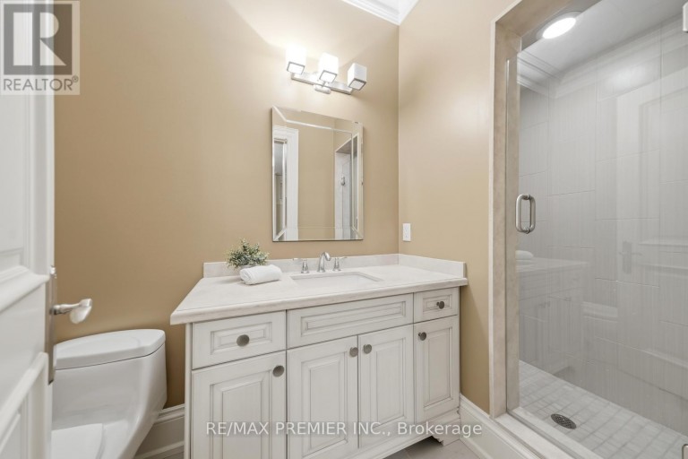 35 NORMANDALE CRESCENT, Toronto (St. Andrew-Windfields), Ontario, M2P1M7