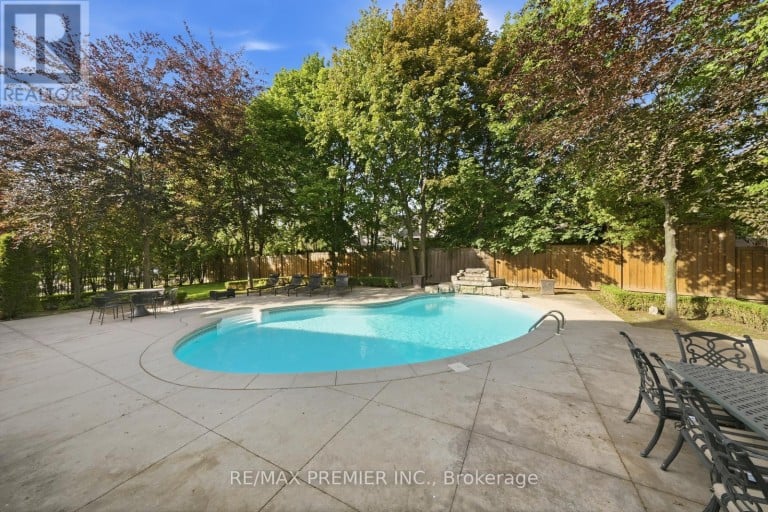 35 NORMANDALE CRESCENT, Toronto (St. Andrew-Windfields), Ontario, M2P1M7