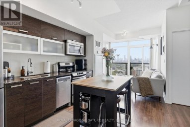 PH02 - 68 ABELL STREET Toronto (Little Portugal) Ontario photo 2