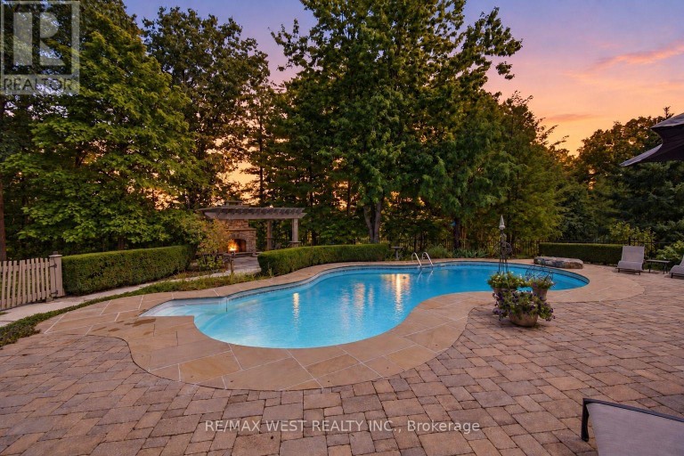 5775 KIRBY ROAD, Vaughan (Kleinburg), Ontario, L0J1C0