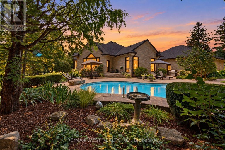 5775 KIRBY ROAD, Vaughan (Kleinburg), Ontario, L0J1C0