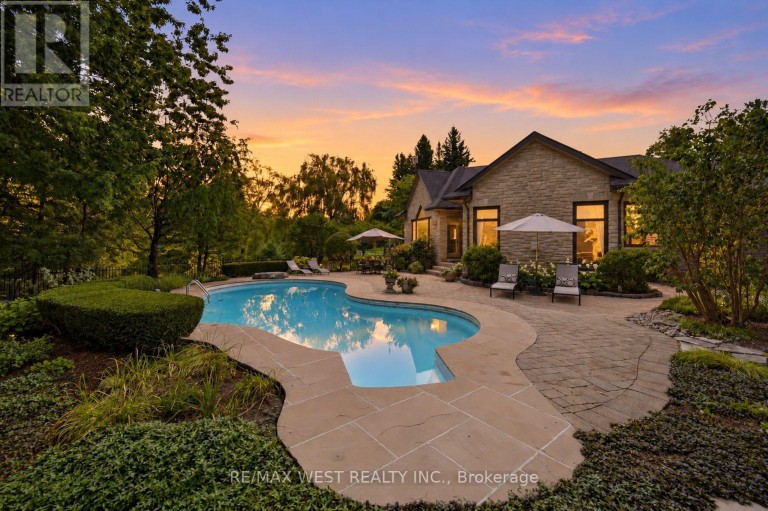 5775 KIRBY ROAD, Vaughan (Kleinburg), Ontario, L0J1C0