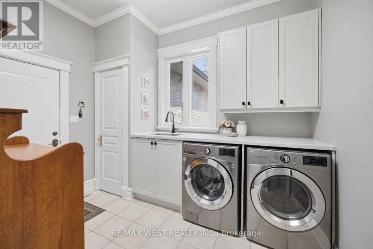 5775 KIRBY ROAD, Vaughan (Kleinburg), Ontario, L0J1C0