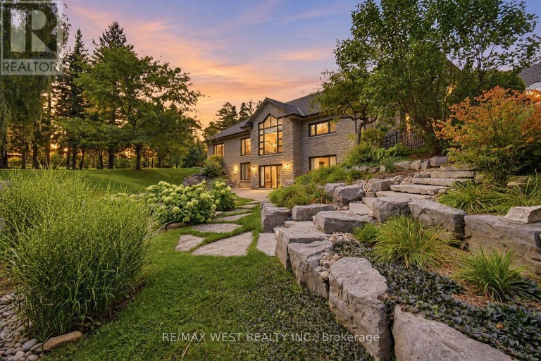 5775 KIRBY ROAD, Vaughan (Kleinburg), Ontario, L0J1C0