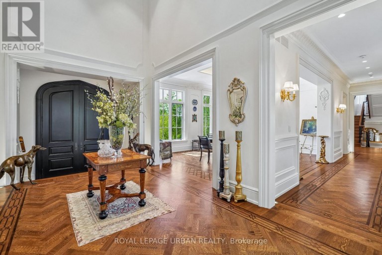105 KING HILLS LANE, King, Ontario, L7B1A3