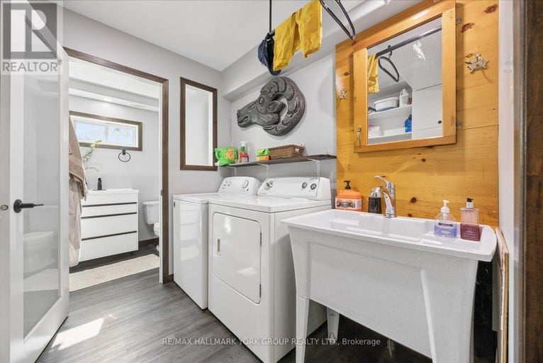 54 NORTH STREET, Georgina (Sutton & Jackson's Point), Ontario, L0E1R0