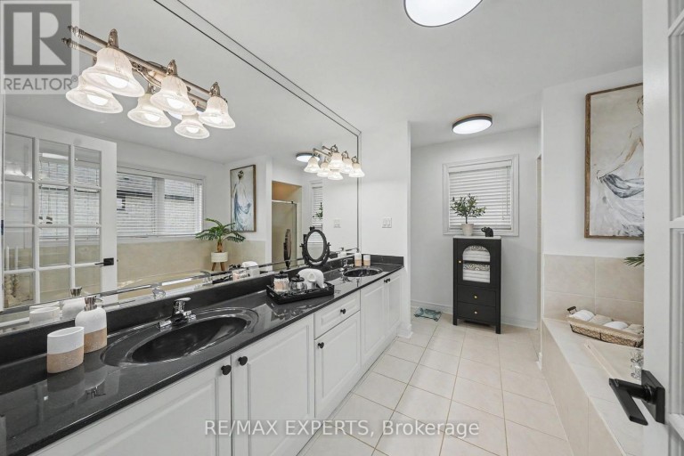 15 ARROWOOD CRESCENT, Vaughan (Sonoma Heights), Ontario, L4H2R4