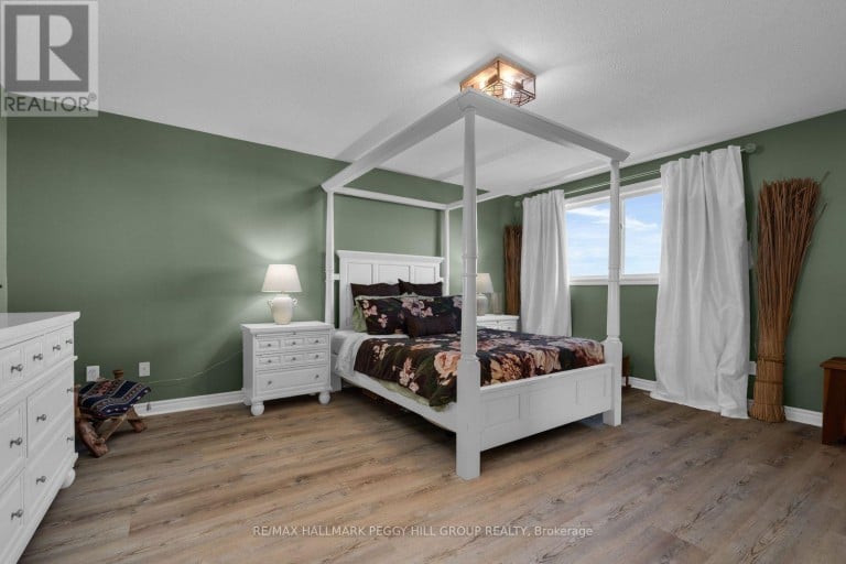 34 KNOX DRIVE, Springwater (Elmvale), Ontario, L0L1P0