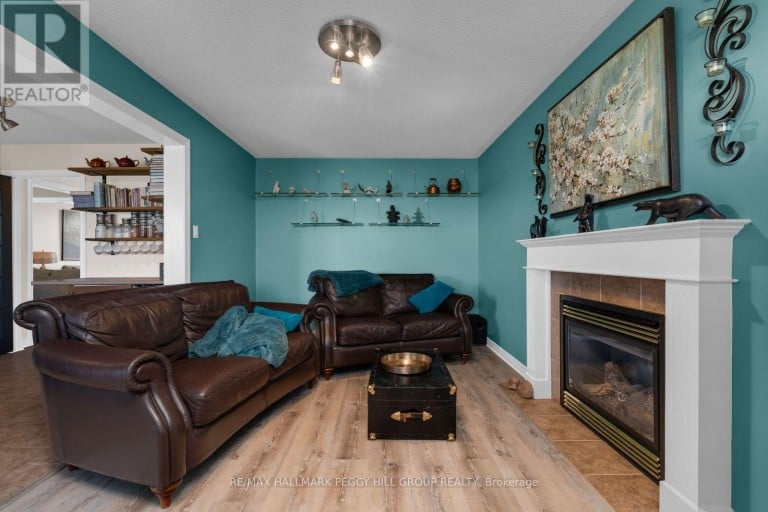34 KNOX DRIVE, Springwater (Elmvale), Ontario, L0L1P0