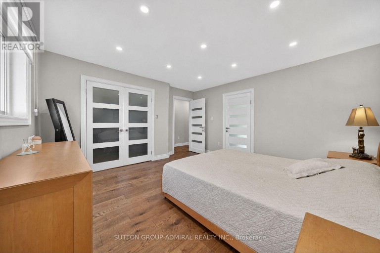 62 PRINCE GEORGE CRESCENT, Barrie (Innis-Shore), Ontario, L4N0K9