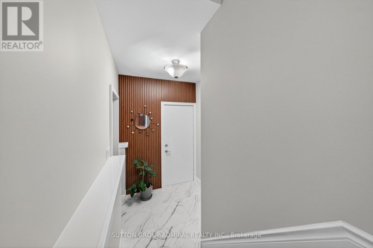 62 PRINCE GEORGE CRESCENT, Barrie (Innis-Shore), Ontario, L4N0K9